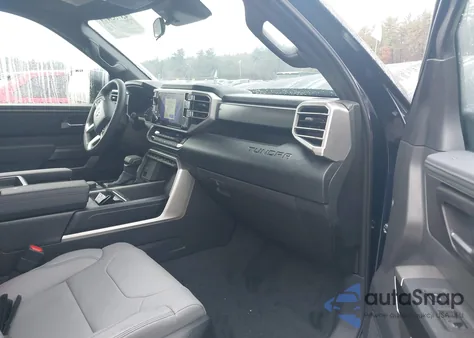 2026 Toyota Tundra Sr5 Crewmax 5.5' Bed z USA, uszkodzony, nr VIN 5TFLA5DB9TX342531